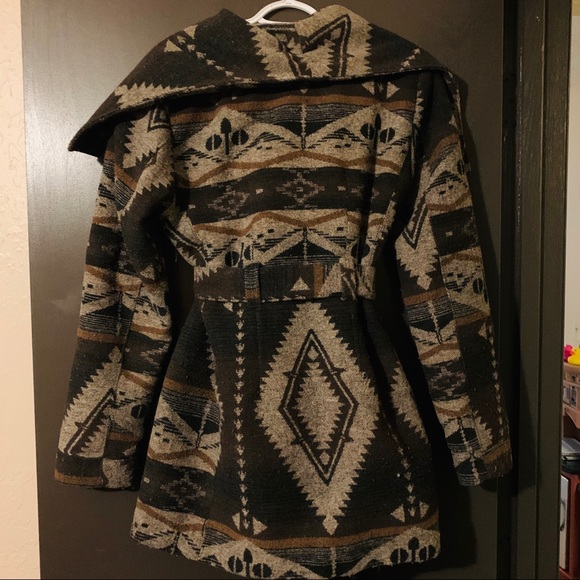 SOLD - Picture 3 of 4